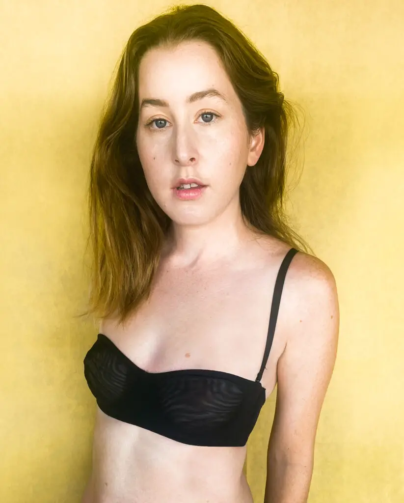 Este Haim nip-slip - Other Crap