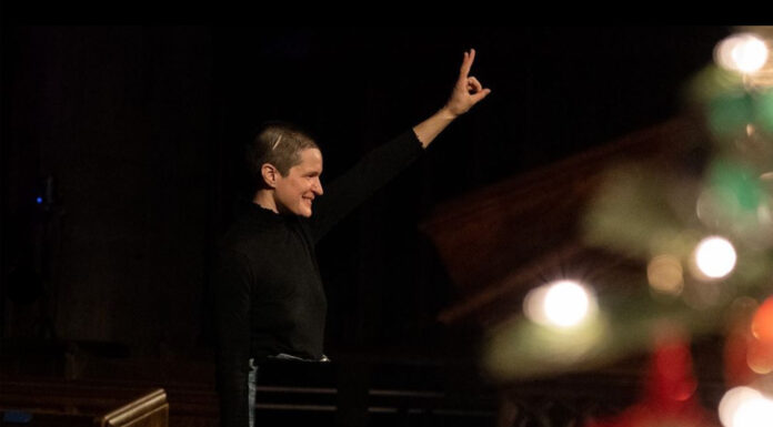 Adrianne Lenker live in Los Angeles: a church setting for some unreleased gems Adrianne LENKER Los Angeles