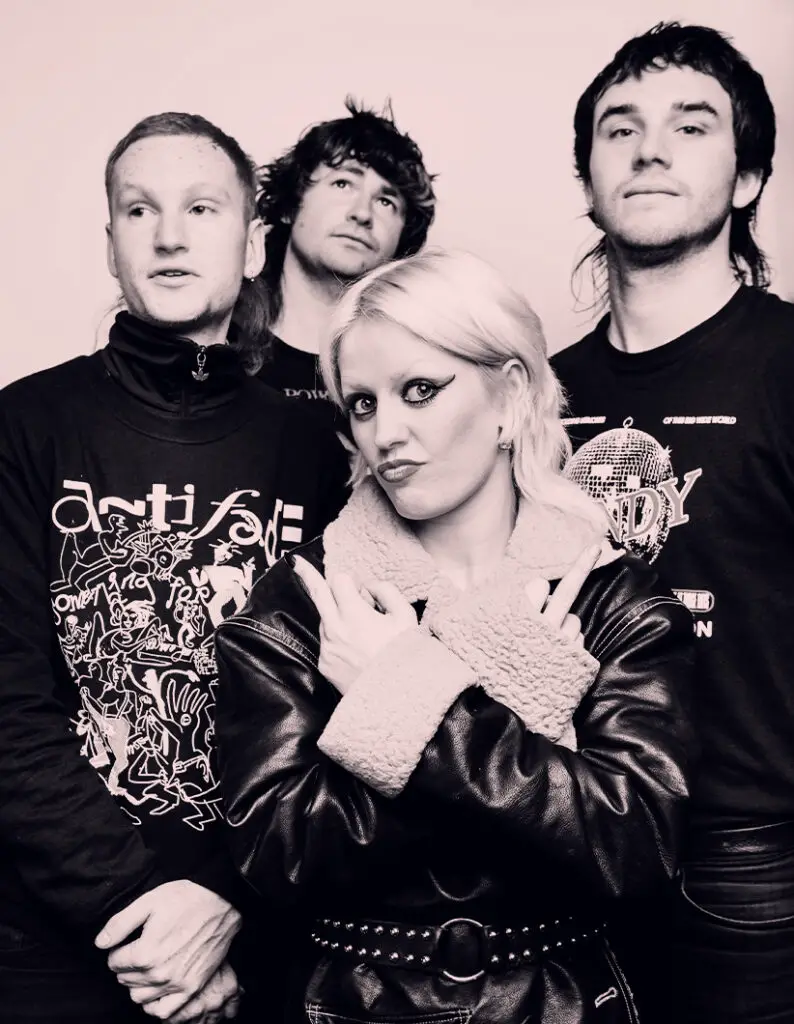 Amyl & The Sniffers