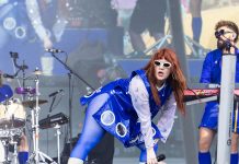 Glastonbury Festival 2025 live: Lorde starts the party and CMAT steals the show CMAT at Glastonbury 2025