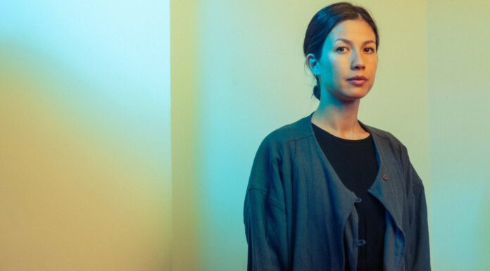 Emmy The Great – ‘April /月音’ review: a tender album about place and purpose Emmy The Great April review