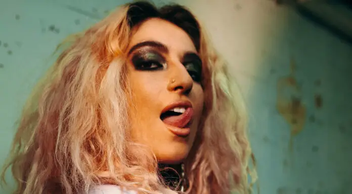 Eyelar: “I live for pop melodies, but the most important thing is lyrics” Eyelar