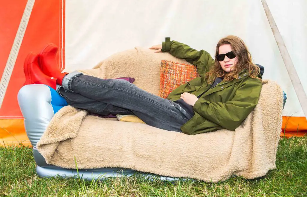 Girl In Red backstage at Glastonbury 2022