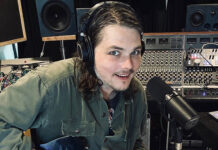 Gerard Way goes retro on groovy new track ‘Here Comes The End’ Gerard Way