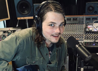 Gerard Way goes retro on groovy new track ‘Here Comes The End’ Gerard Way