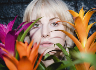 Hayley Williams – ‘FLOWERS FOR VASES/ descansos’ review: a stunning exploration of loss Hayley Williams, Petals For Armor