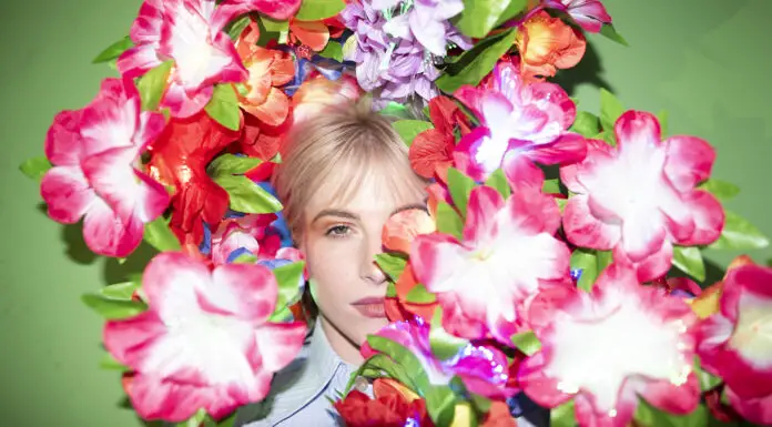 “This really is her ‘Folklore”: Fans react to Hayley Williams’ new album Hayley Williams