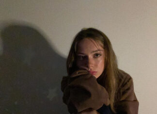 Bedroom Pop Holly Humberstone