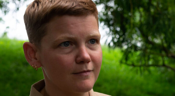 Sleeve Notes: Kae Tempest talks through new album ‘The Line Is A Curve’ track-by-track Kae Tempest