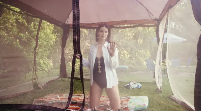 45 crushing sad songs for blue boys and girls Lana Del Rey