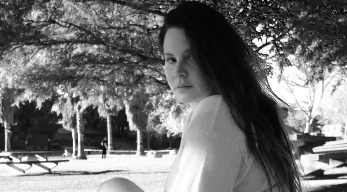 Lana Del Rey – ‘Did You Know That There’s A Tunnel Under Ocean Blvd’ review Lana Del Rey