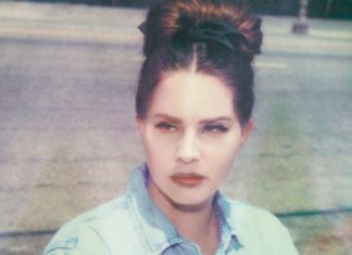 Lana Del Rey’s Coachella billboard wants to remind us of her ‘SNL’ crucifixion Lana Del Rey