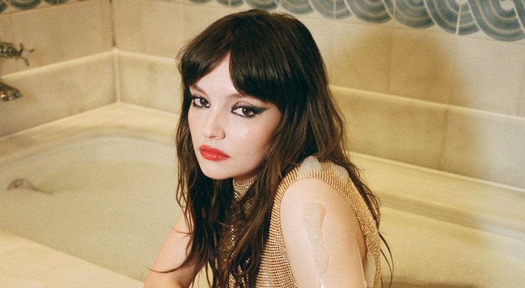 Lauren Mayberry 2024