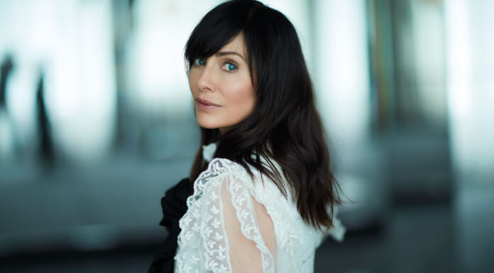 Natalie Imbruglia: “If you stick around long enough, you come back in flavour!” Natalie Imbruglia