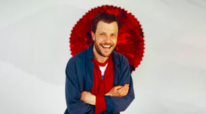 Orlando Weeks – ‘Hop Up’ review: another left turn from the former Maccabees frontman Orlando Weeks