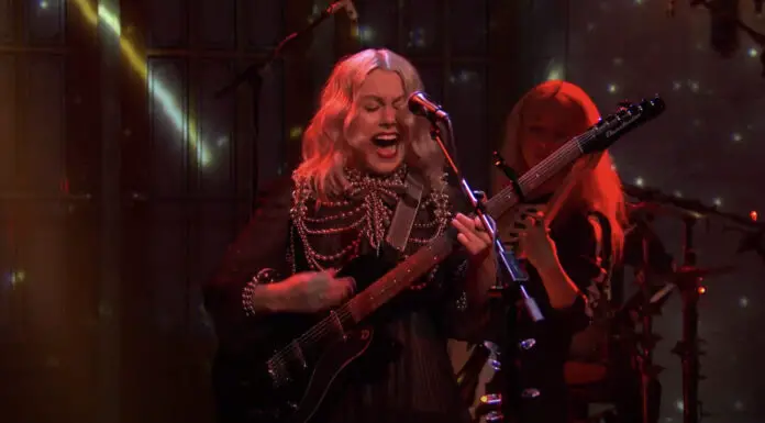 Watch Phoebe Bridgers’ guitar-smashing performance on SNL Phoebe Bridgers