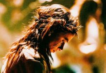 Jesus Baker, Dave Grohl and heavenly harmonies: boygenius’ Hollywood Halloween show Julien Baker