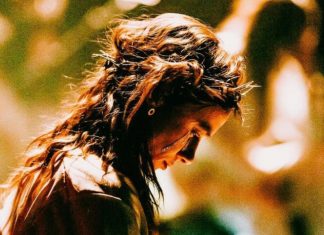 Jesus Baker, Dave Grohl and heavenly harmonies: boygenius’ Hollywood Halloween show Julien Baker