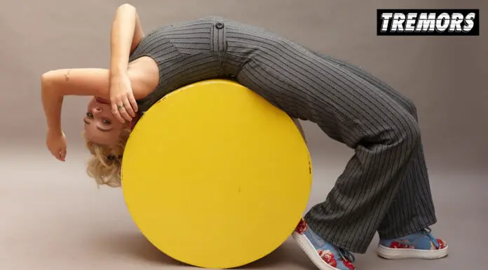 TREMORS// Rose Gray is making 90s-influenced dance-pop for the city’s boarded-up clubs Rose Gray interview TREMORS