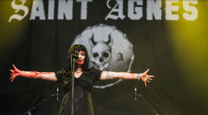 It was the women of the Download Pilot who rocked the hardest Saint Agnes Download Pilot