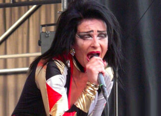 Siouxie Sioux to play Latitude Festival Siouxie Sioux