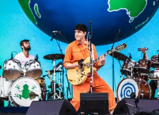 Ultimate indie disco Vampire Weekend