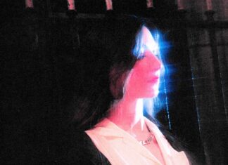 Weyes Blood – ‘And In The Darkness, Hearts Aglow’ review: beautiful music for the end of days Weyes Blood 2022