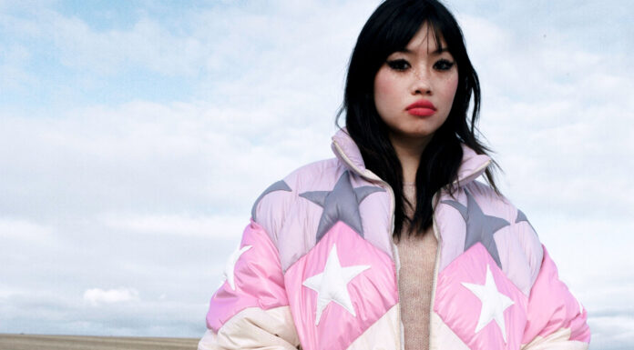 Beabadoobee – ‘Beatopia review’: lo-fi star paints from a more refined 90s palette Beabadoobee Beatopia