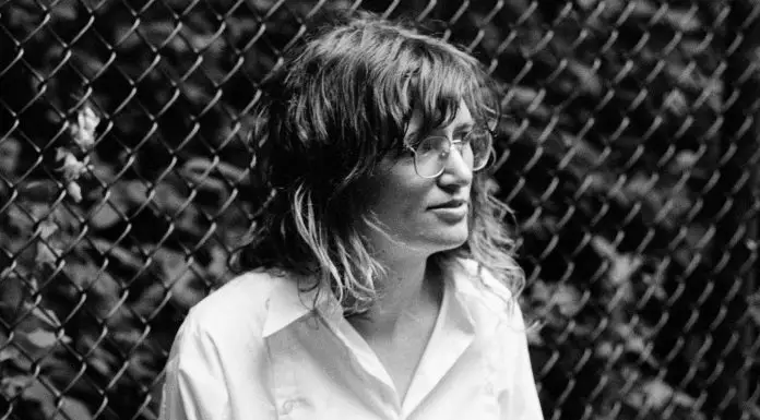 Charlotte Cornfield on new album ‘Hurts Like Hell’ and combining music and new motherhood Charlotte Cornfield