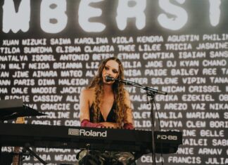 Holly Humberstone to headline Barn on the Farm festival 2023 Holly Humberstone Coachella