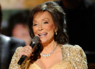 Loretta Lynn, country music icon, has passed away Loretta Lynn