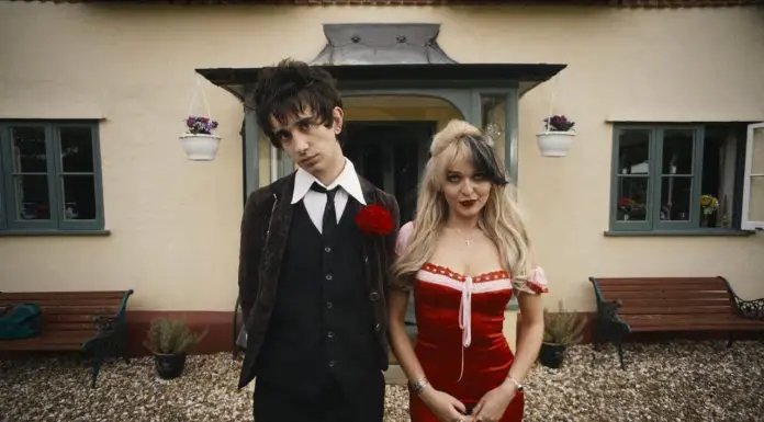 Luvcat tiptoes the line between love and obsession with bloodthirsty debut album ‘Vicious Delicious’