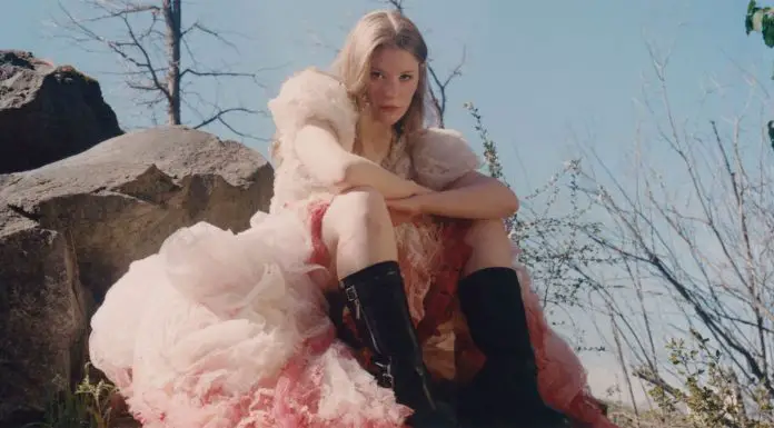 Paris Paloma enlists Emma Thompson for fiery new single ‘Good Boy’ Paris Paloma