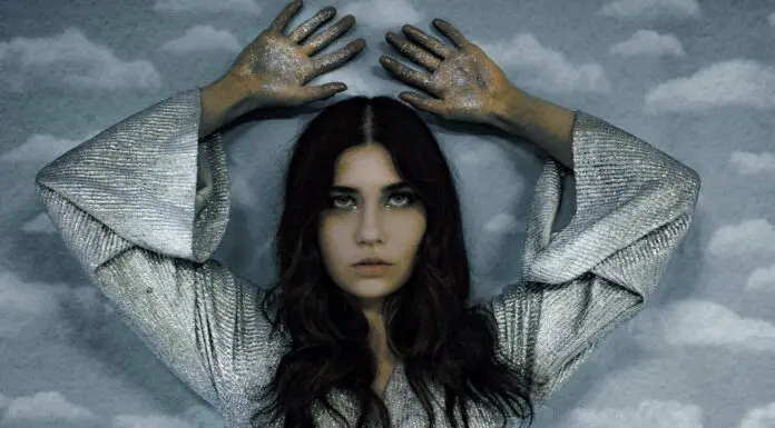 Sleeve Notes Podcast: Pearl Charles talks through her new album ‘Magic Mirror’ track-by-track Pearl Charles