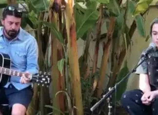 Violet Grohl is fourteen and already cooler than you’ll ever be Violet Grohl