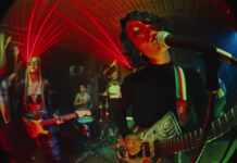 Pop-punk revival Willow